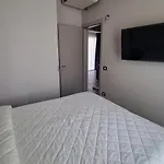 Suite Apartments * 切尔维亚