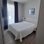 Suite Apartments 切尔维亚