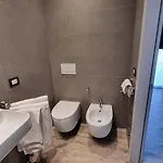 Suite Apartments 公寓