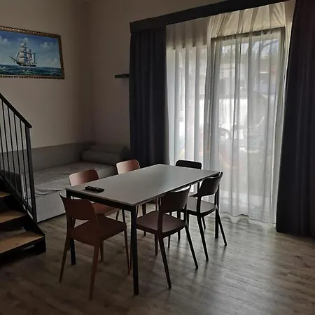 Suite Apartments * 체르비아