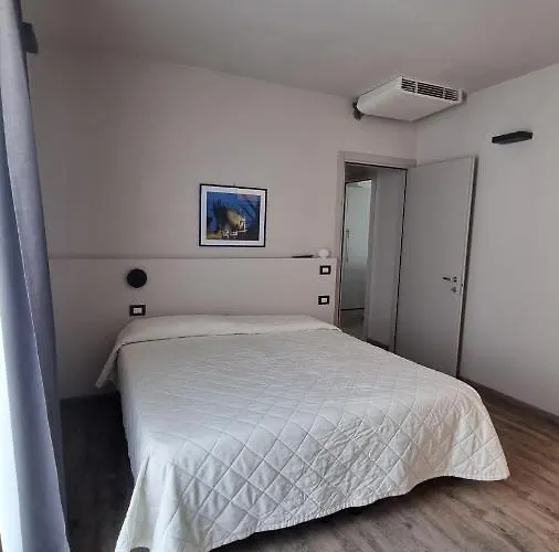 Suite Apartments Daire *