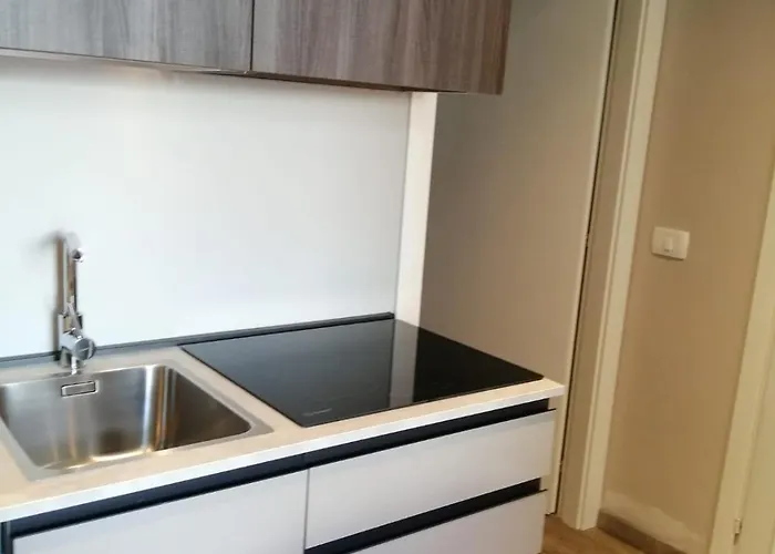 Suite Apartments *