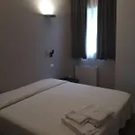 Suite Apartments *