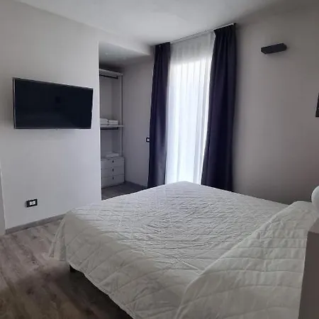Suite Apartments